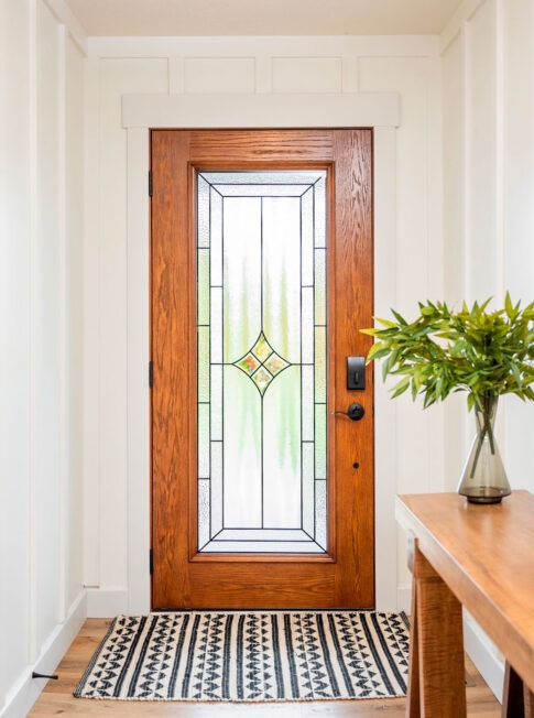 Signet-Oak-460_Caramel-Stain_Aria-Decorative-Glass-652x652