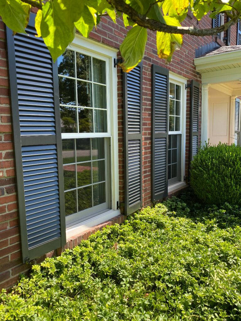 Window Shutters in Louisville: A Homeowner’s Guide 1